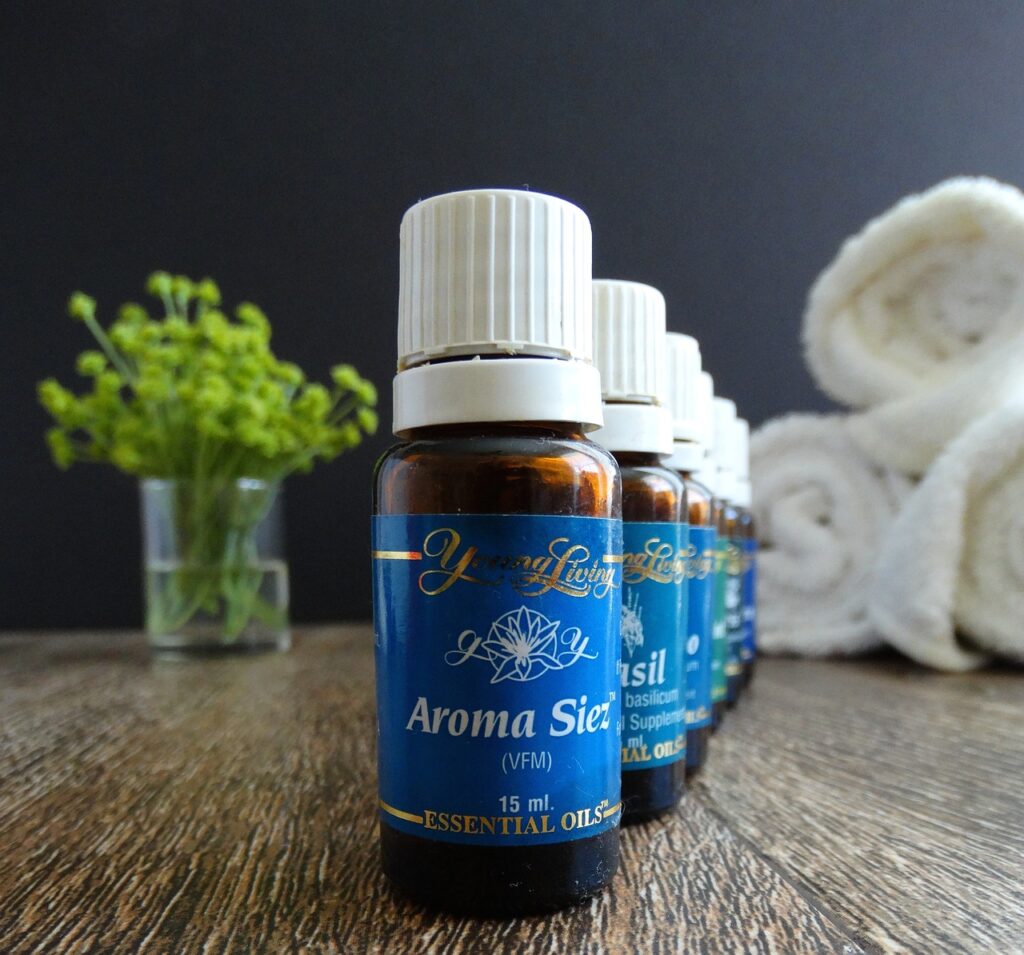essential oils, wellness, massage-1539457.jpg